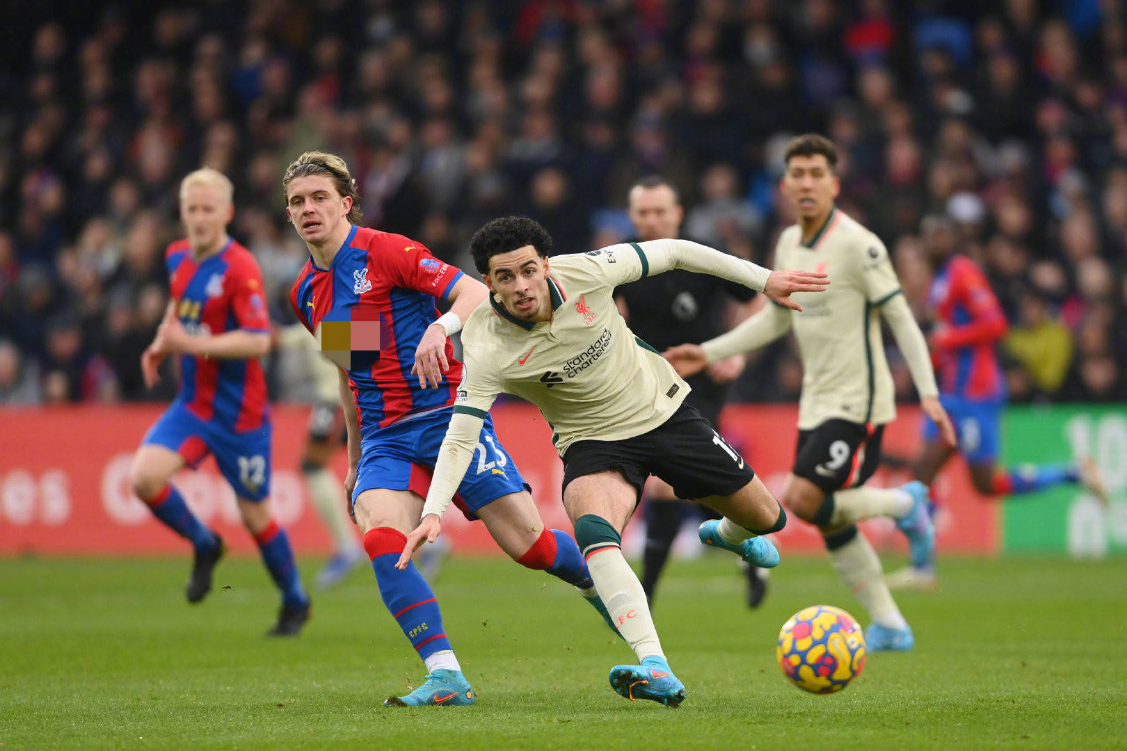 表现挂钩 表现挂钩